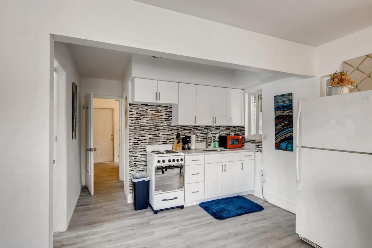Tropical Getaway/ Stunning 2Br Gem Leilighet West Palm Beach Eksteriør bilde